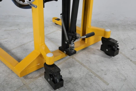 Podnośnik z funkcją przechyłu do beczek stalowych i plastikowych (udźwig 450 kg, wysokość podnoszenia: 1500 mm) 32283071