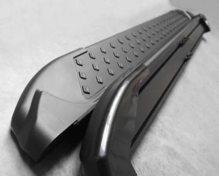 Stopnie boczne, czarne - Fiat 500L (długość: 171 cm) 01665106