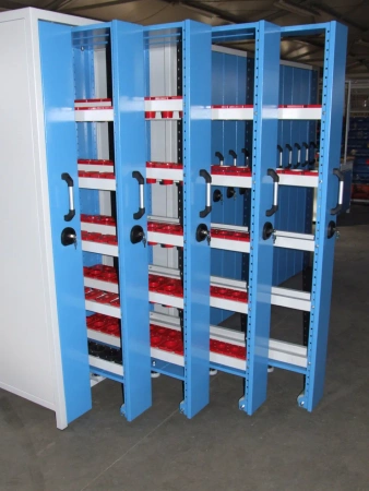 Szafa z 5 wysuwanymi przedziałami do opraw narzędziowych CNC (wymiary: 2120x1060x1100 mm) 16083250