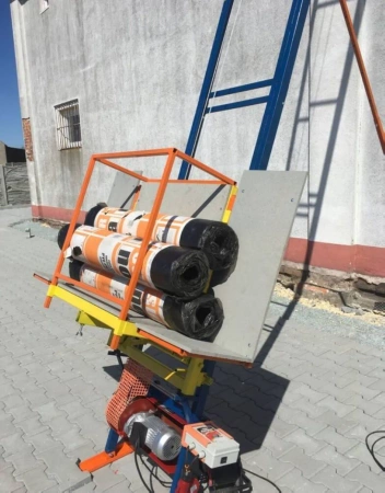 Winda dekarska na budowe, również do fotowoltaiki + sterowanie zdalne 100m (wysokość podnoszenia: 16m) 09082759