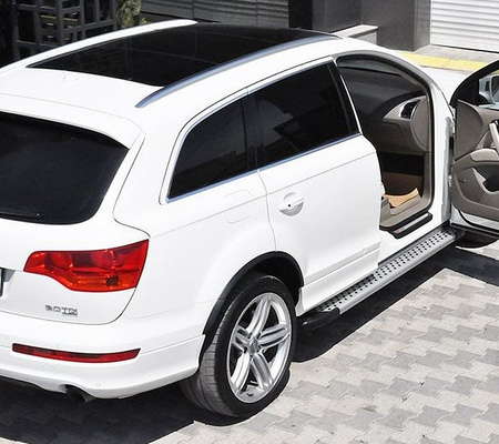 Stopnie boczne - Audi Q7 2015+ (długość: 205-210 cm) 01655990