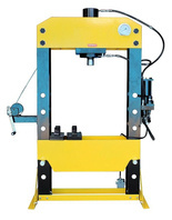 Prasa hydrauliczna, pneumatyka, ruchomy tłok, regulowany stół (siła nacisku: 75 T) 80158877