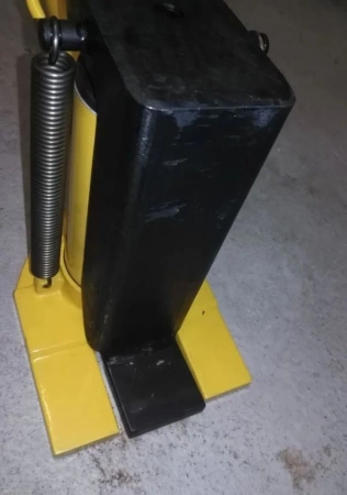 Podnośnik maszynowy pazurowy (udźwig: 15/30 T, skok tłoka: 120 mm) 08775965