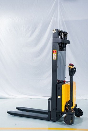 Wózek podnośnikowy elektryczny (udźwig: 1000 kg, wysokość podnoszenia: 90-1600 mm) 00579157