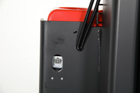 Wózek paletowy elektryczny GermanTech (udźwig: 1000 kg, długość wideł: 1150 mm, wysokość podnoszenia: 2900 mm) 99782570