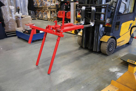 Uchwyt do beczek na wózek widłowy GermanTech (udźwig: 400 kg) 99782302