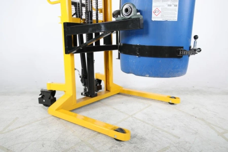 Podnośnik z funkcją przechyłu do beczek stalowych i plastikowych (udźwig 450 kg, wysokość podnoszenia: 1500 mm) 32283071