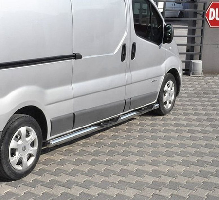 Orurowanie ze stopniami z zagłębieniami - Opel Vivaro 2002-2014 long 3 stopnie 01656383