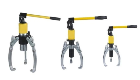 Ściągacz hydrauliczny (siła: 15 T, rozstaw zasięgu: 70...300 mm, głębokość zasięgu: 205mm) 08780097