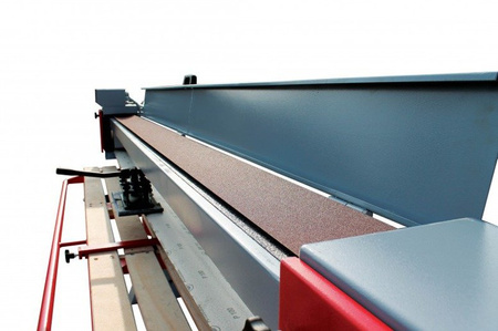 Szlifierka długotaśmowa Holzmann (długość szlifowania: 3000 mm, wymiar stołu: 3000 x 820 mm) 44349905