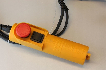 Wciągarka elektryczna linowa budowlana 100kg/15m + sterowanie ręczne 1,5m - do wyboru ramię, maszt, podpory, uchwyt rusztowania (udźwig: 100 kg) 08179949