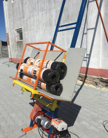 Winda dekarska na budowe, do fotowoltaiki + sterowanie zdalne (udźwig: 400 kg, wysokość podnoszenia: 16m) 09082759