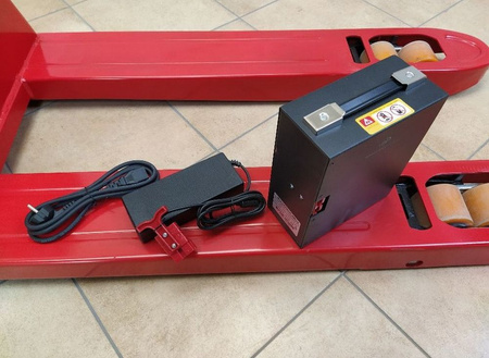Wózek paletowy elektryczny (udźwig: 1500 kg) 00579166