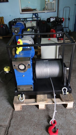 Treton Elektryczna wciągarka linowa + Lina o średnicy 8mm 15 mb (siła uciągu: 1600 kg, moc: 5,5kW 400V) 28878855