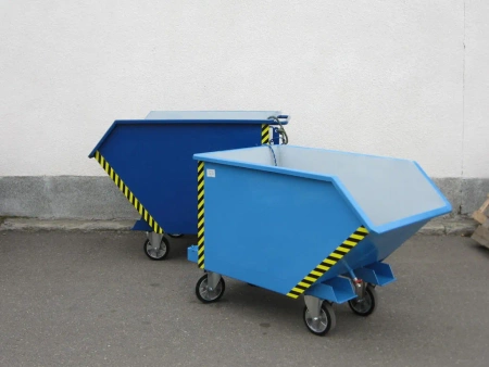 Pojemnik uchylny 450 litrów na kołach Ø 200, wersja standard na kołach metalowo-gumowych Ø 200 mm bez sita ociekowego i zaworu 16083220