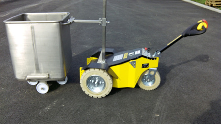 Ciągnik, holownik elektryczny do transportu wózków (maks. nośność ciągnika: 4000 kg) 00078970
